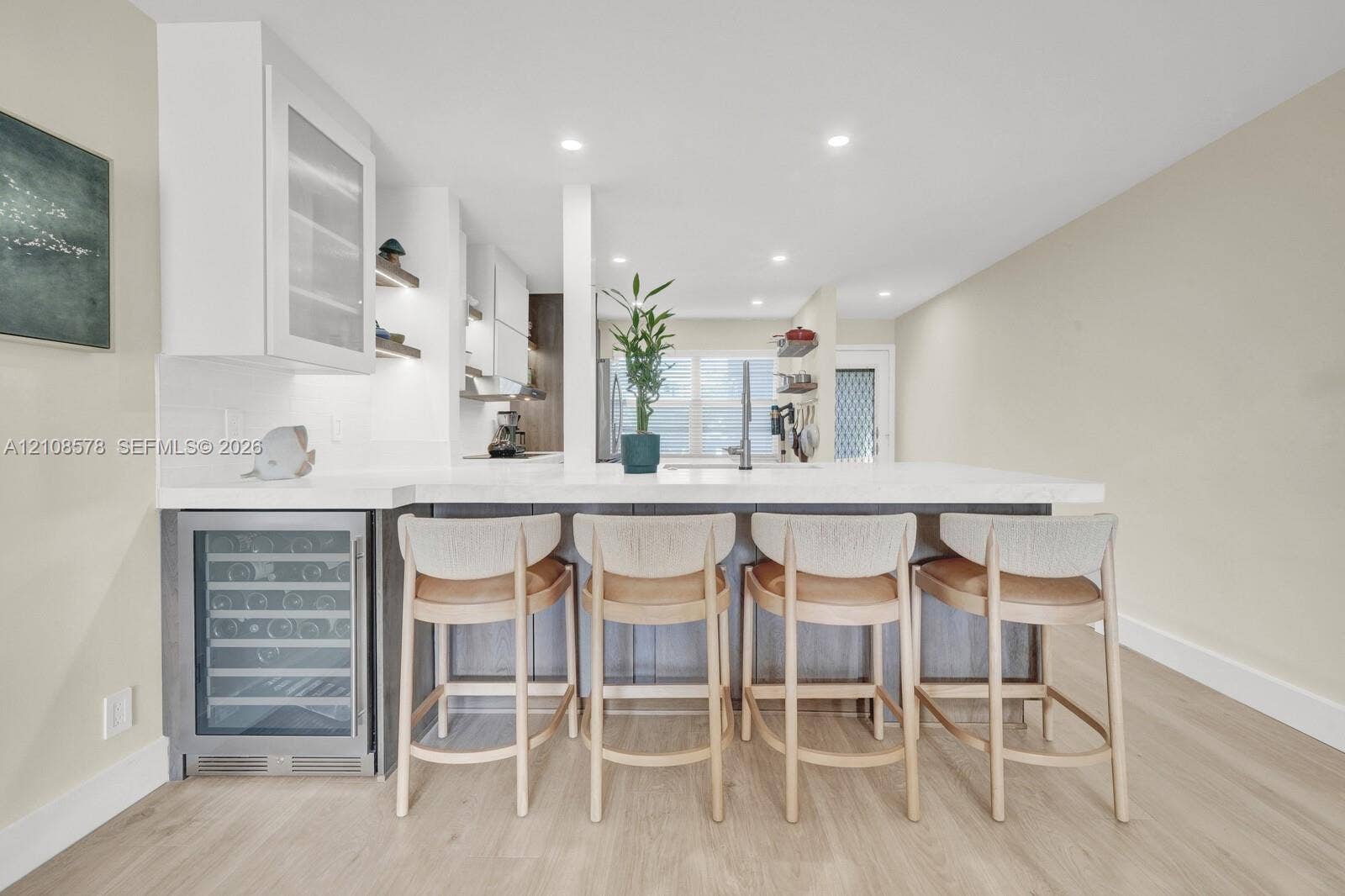 3005 Portofino Isle, #N2, Coconut Creek, Coconut Creek, FL 33066 Dining Bar into the open concept kitchen