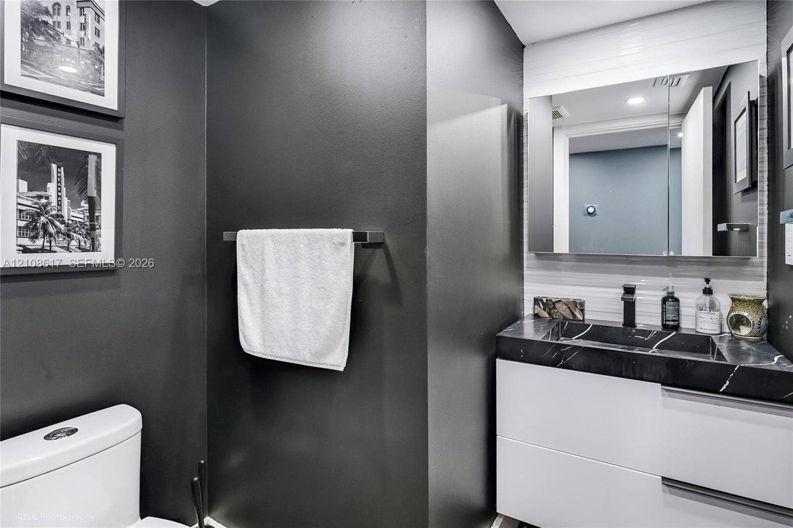 2555 Collins Avenue, #PH114, Miami Beach, FL 33140 Photo 13