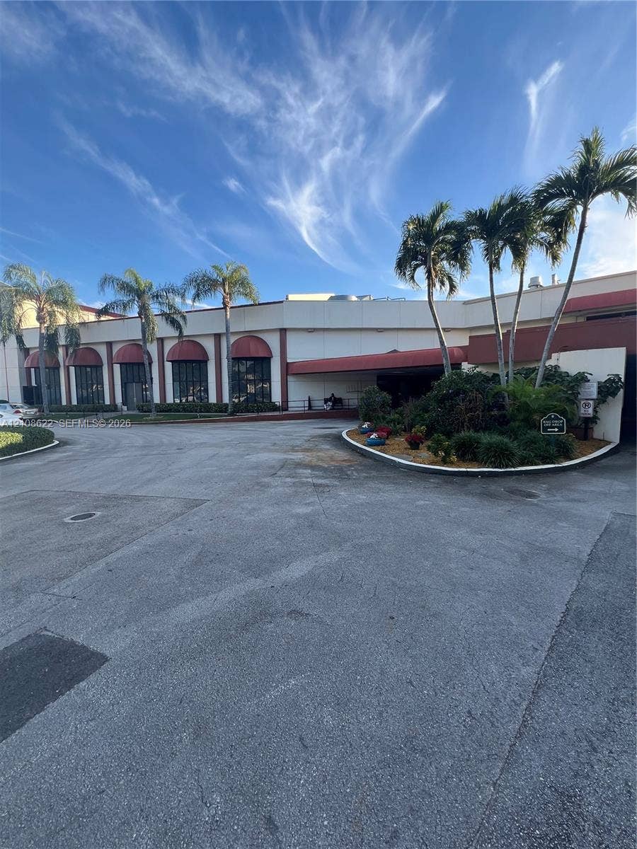 8900 Washington Boulevard, #402, Pembroke Pines, Pembroke Pines, FL 33025 Photo 2