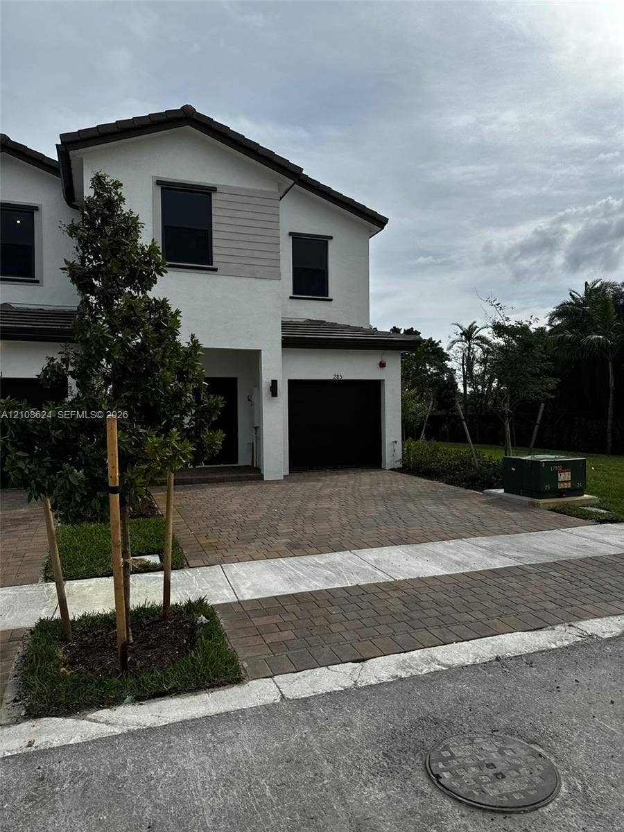 Property photo for 285 SW 159th Lane, Pembroke Pines, FL