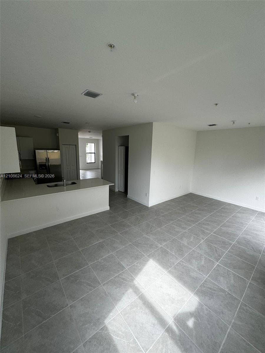 285 SW 159th Lane, Pembroke Pines, FL 33027 Photo 5