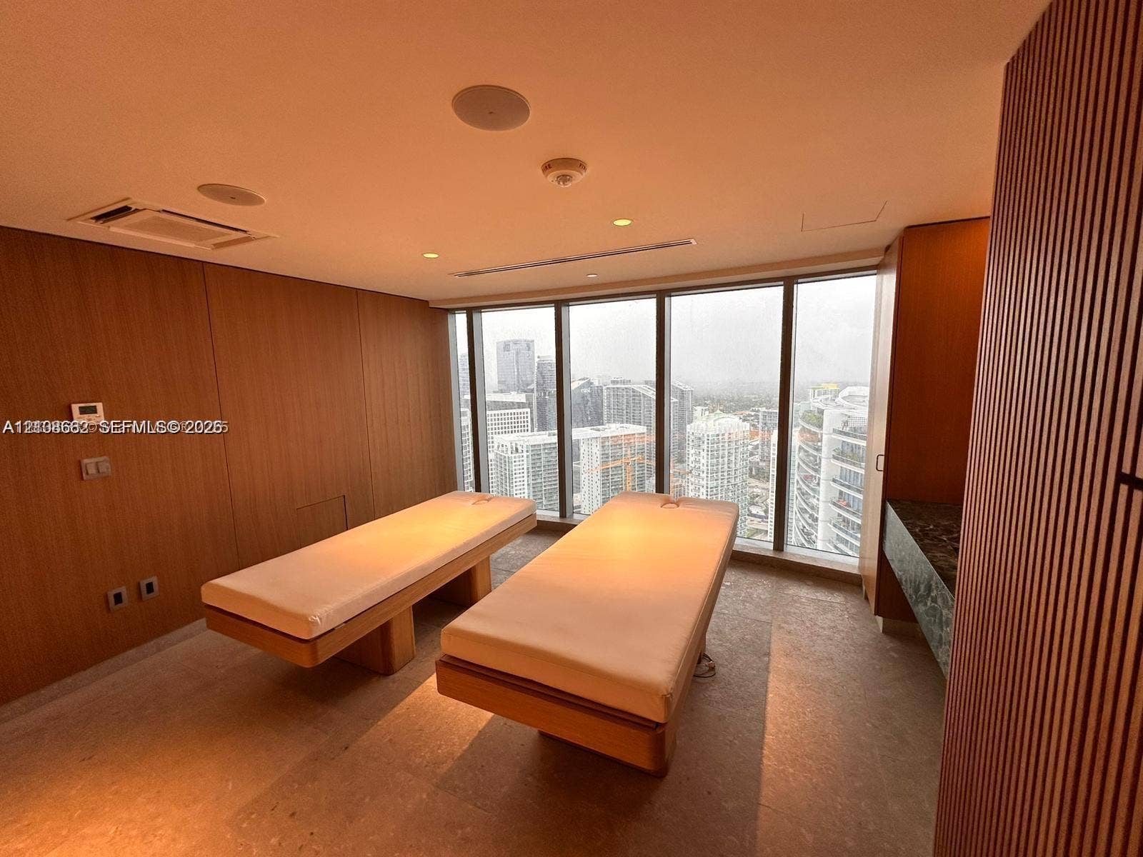 300 Biscayne Boulevard, #2709W, Miami, Miami, FL 33131 Photo 39