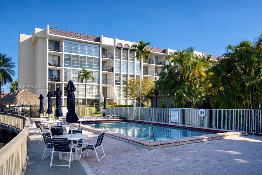 Property photo for 2001 Atlantic Shores Boulevard, #407, Hallandale Beach, FL