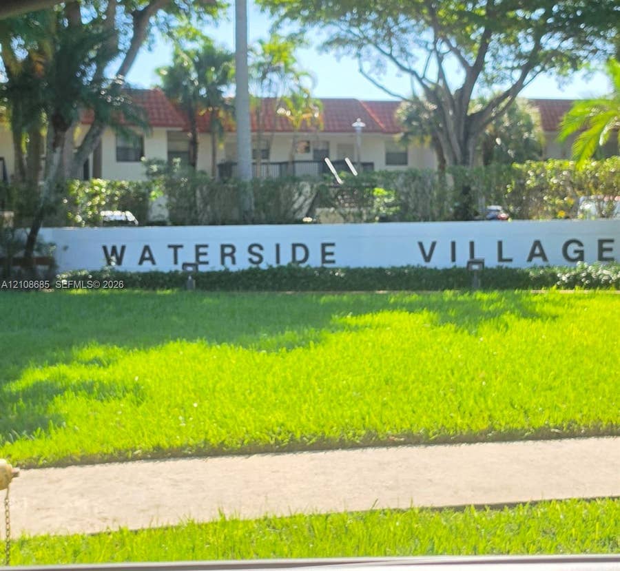 Property photo for 15813 W Waterside Circle, #202, Sunrise, FL