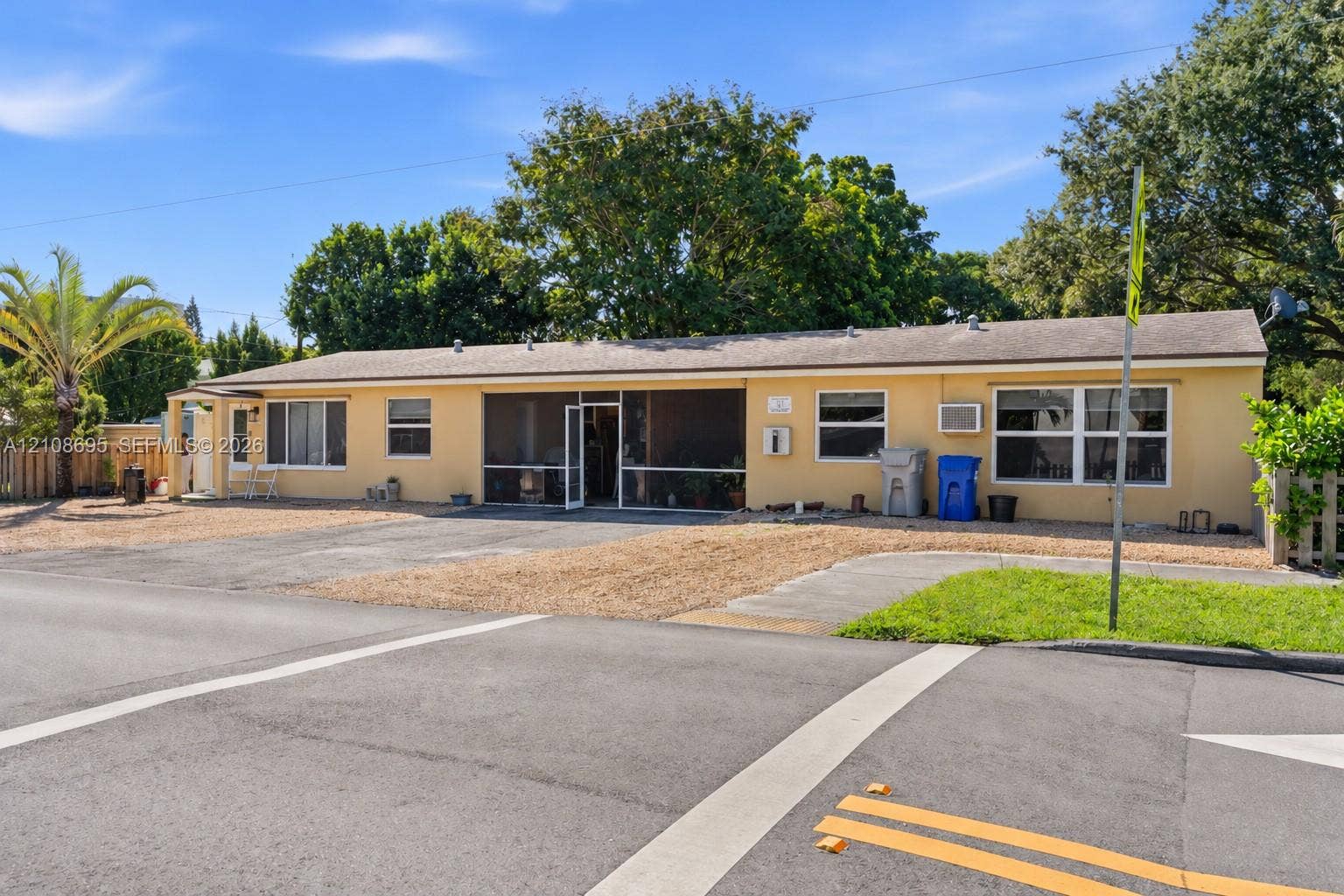 1800 NE 4th Street, Pompano Beach, FL 33060 Photo 3