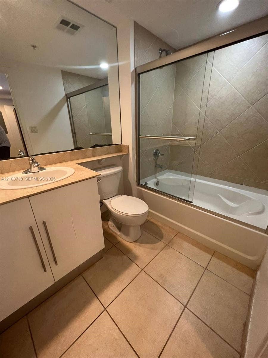 Property photo for Miami, FL