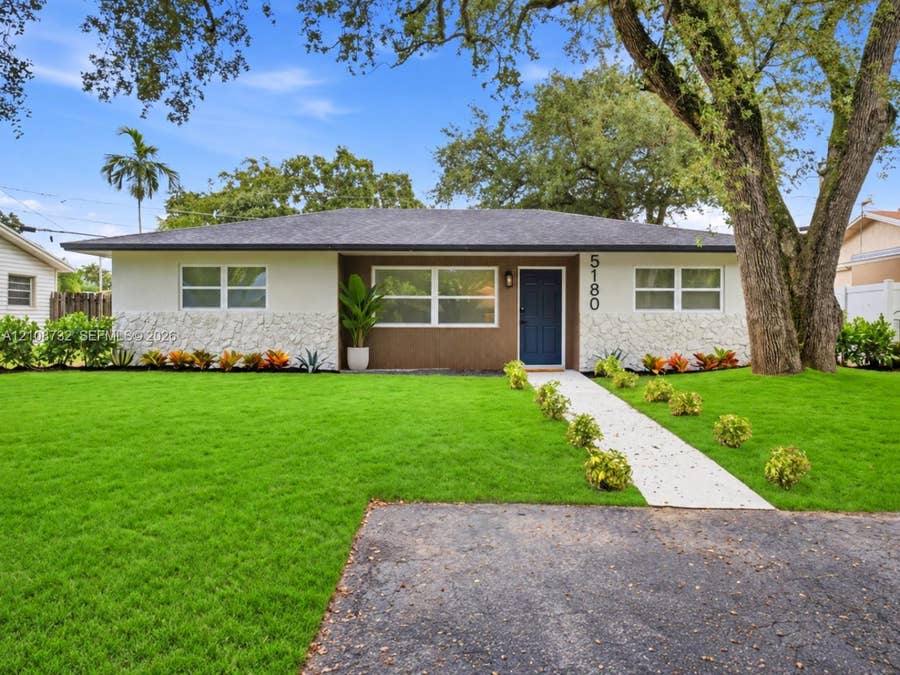 Property photo for 5180 SW 27th Terrace, Dania Beach, FL