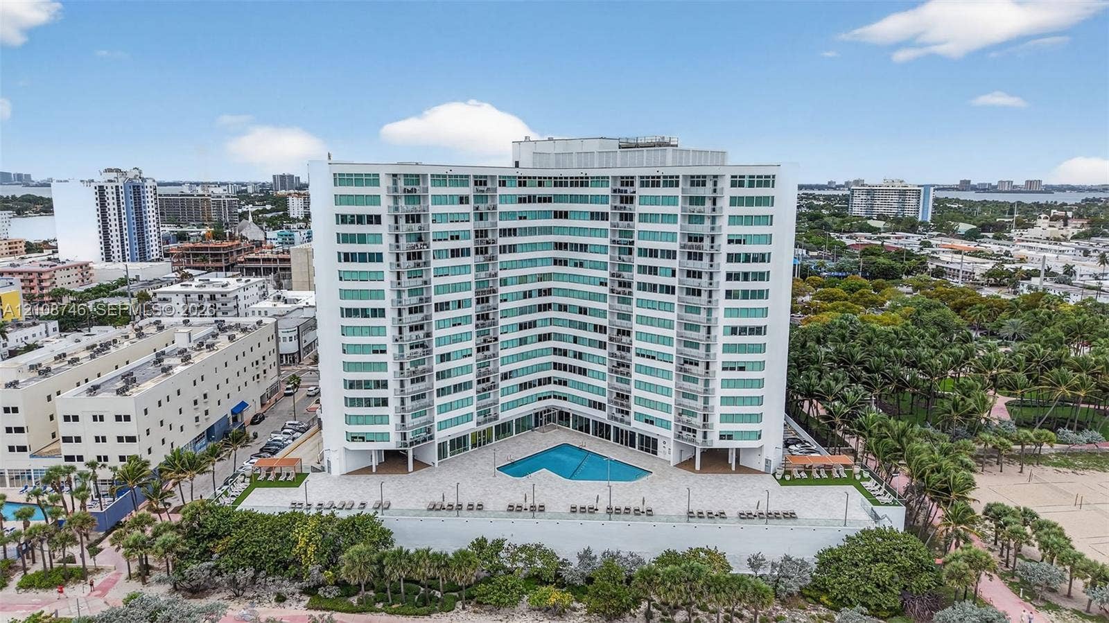 7135 Collins Avenue, #1015, Miami Beach, FL 33141 Photo 2