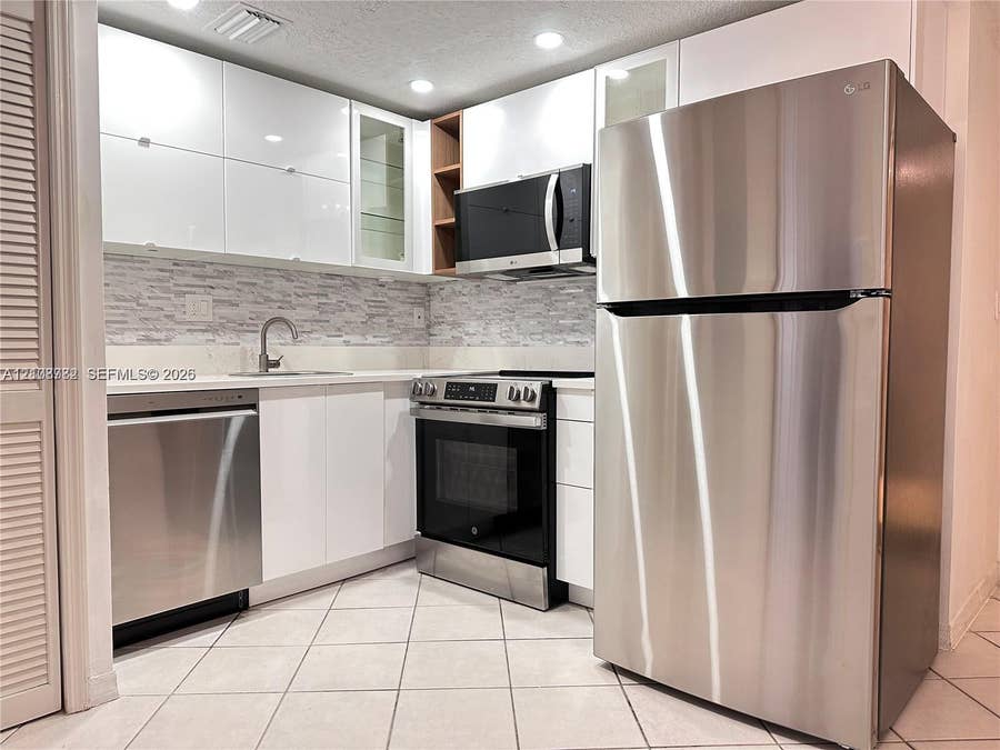 Property photo for 3051 SW 27th Avenue, #105, Coconut Grove, FL