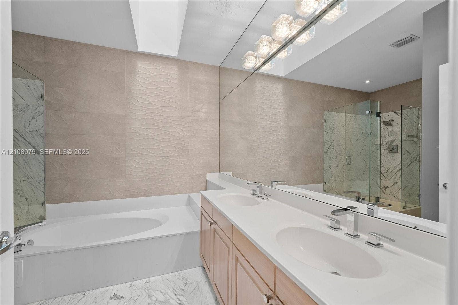 3602 Yacht Club Drive, #405, Aventura, FL 33180 Photo 11