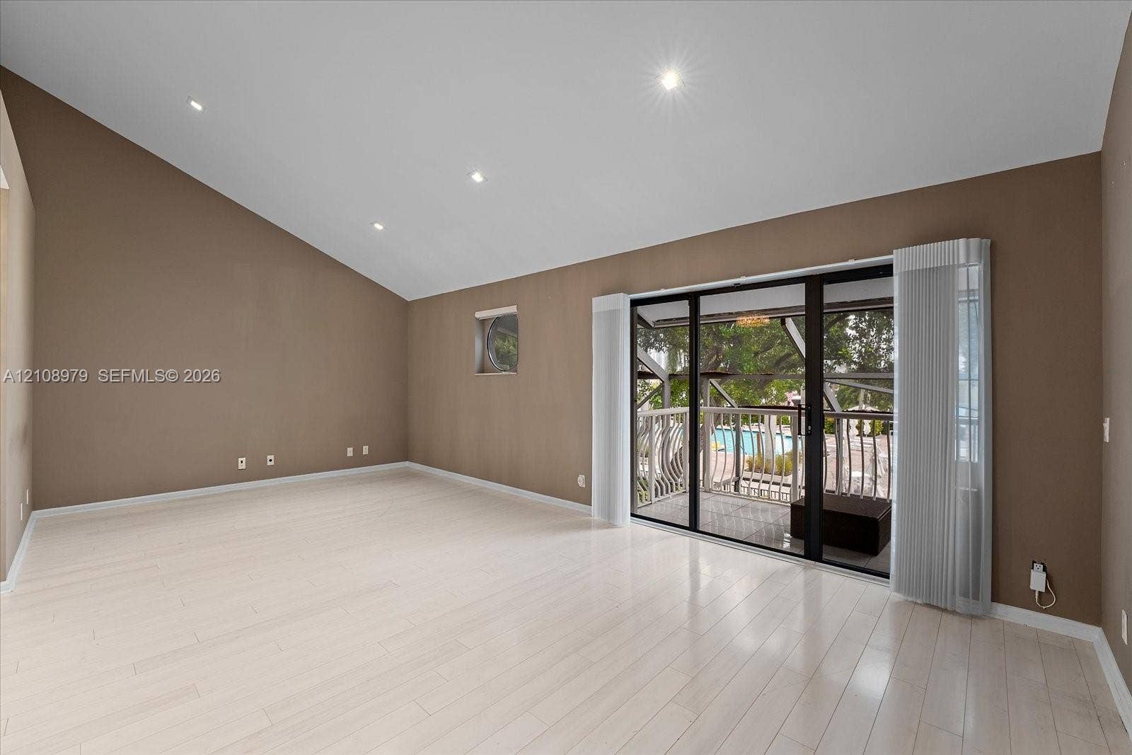 3602 Yacht Club Drive, #405, Aventura, FL 33180 Photo 9