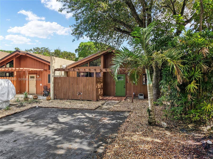 Property photo for 6120 NW 34th Way, Fort Lauderdale, FL