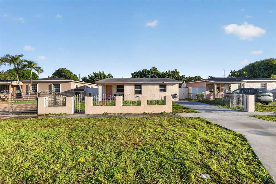 Property photo for Hialeah, FL