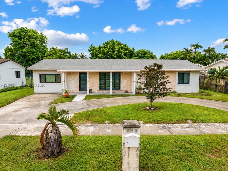 Property photo for 15245 SW 108th Court, Miami, FL