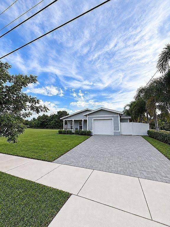Property photo for 22066 Miami Avenue, Miami, FL