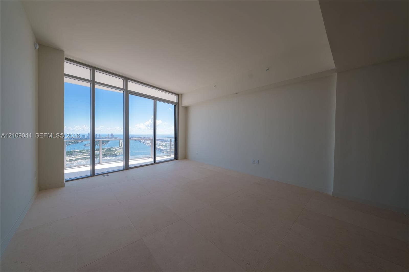 1400 Biscayne Boulevard, #5003, Miami, FL 33132 Photo 4