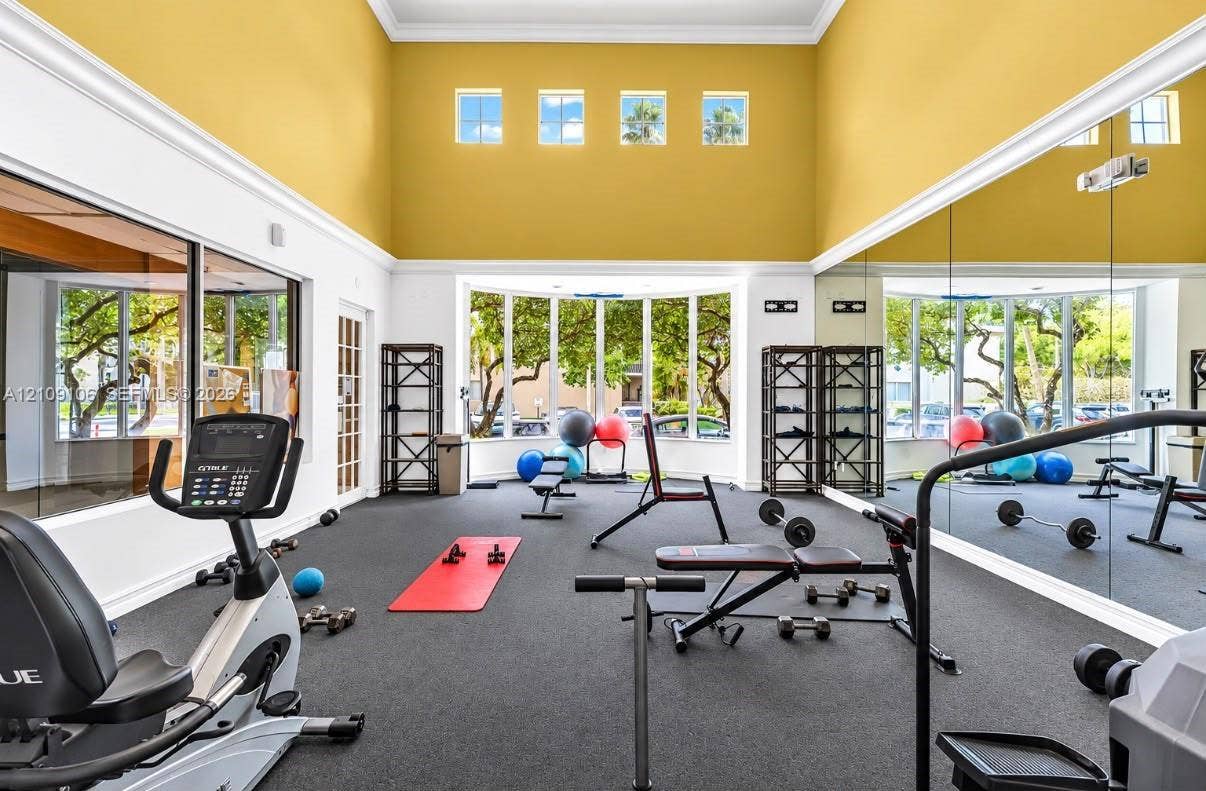 450 S Park Road, #5-206, Hollywood, Hollywood, FL 33021 Photo 5