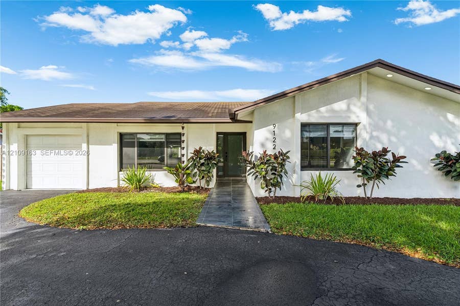 Property photo for 9122 SW 127th Avenue, Miami, FL
