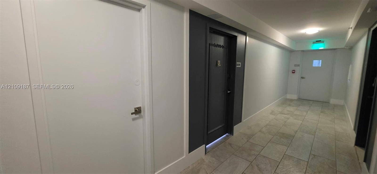 6039 Collins Avenue, #1625, Miami Beach, FL 33140 Unit entrance door