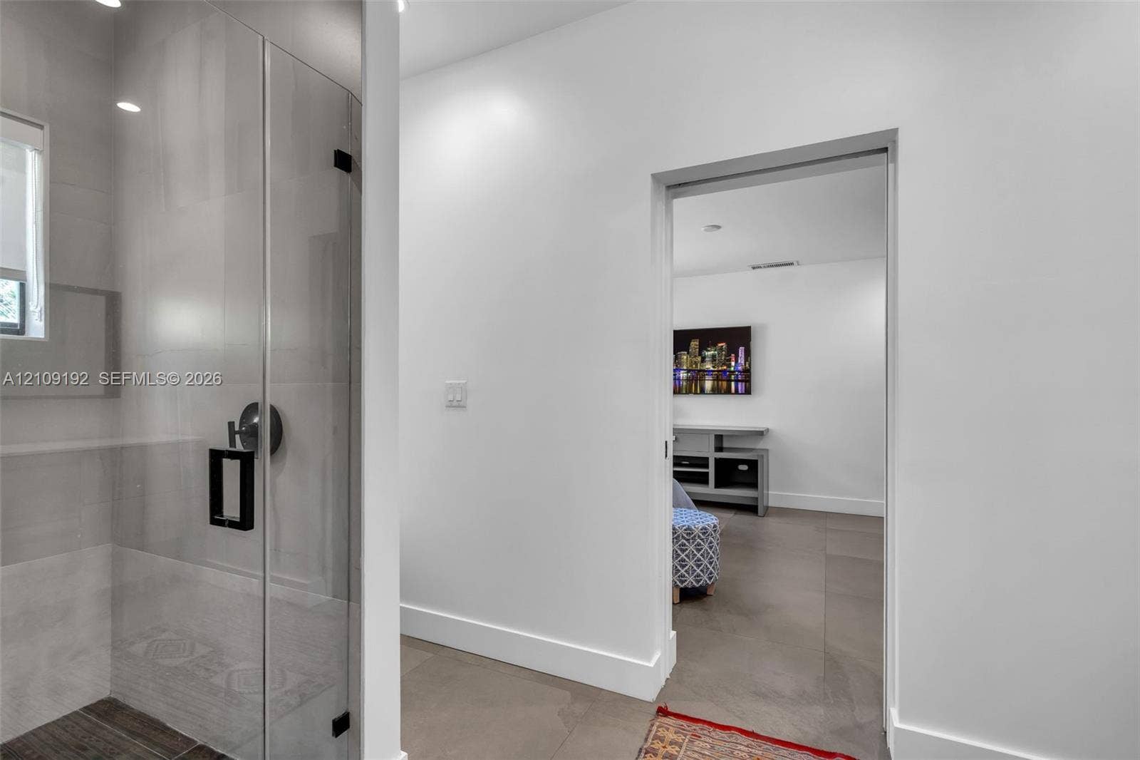 2471 NE 201st Street, Miami, FL 33180 Photo 33