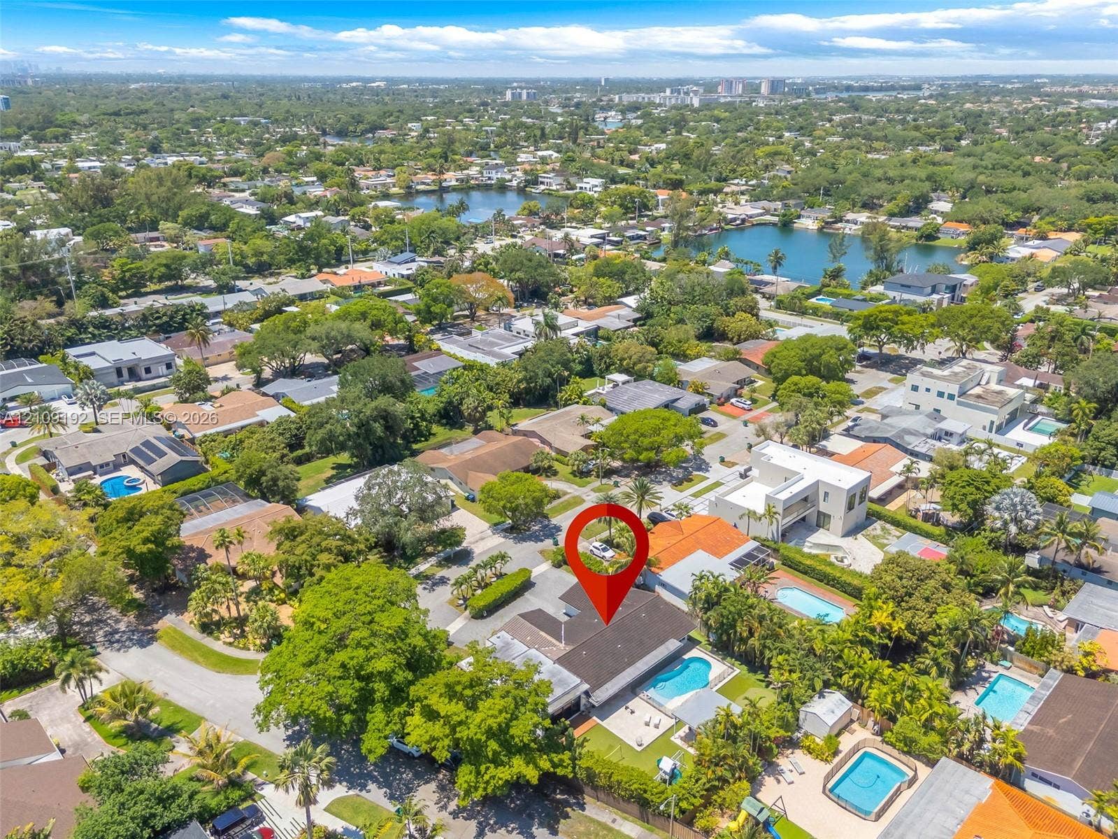 2471 NE 201st Street, Miami, FL 33180 Photo 80