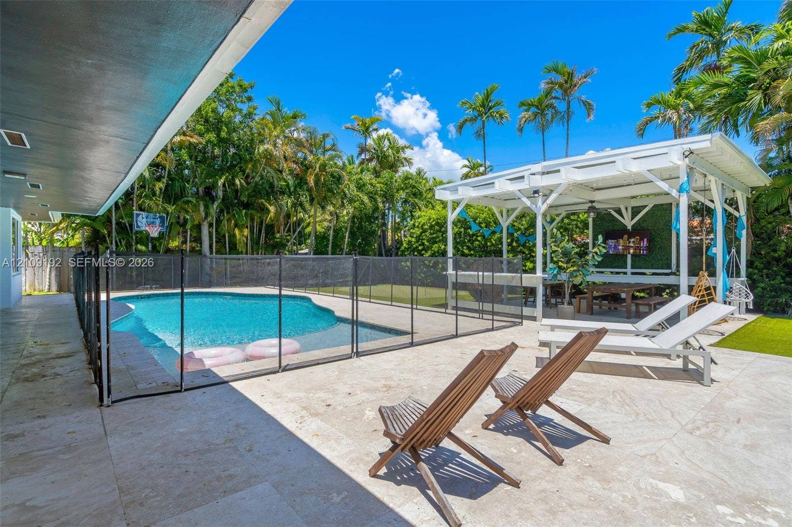 2471 NE 201st Street, Miami, FL 33180 Photo 61