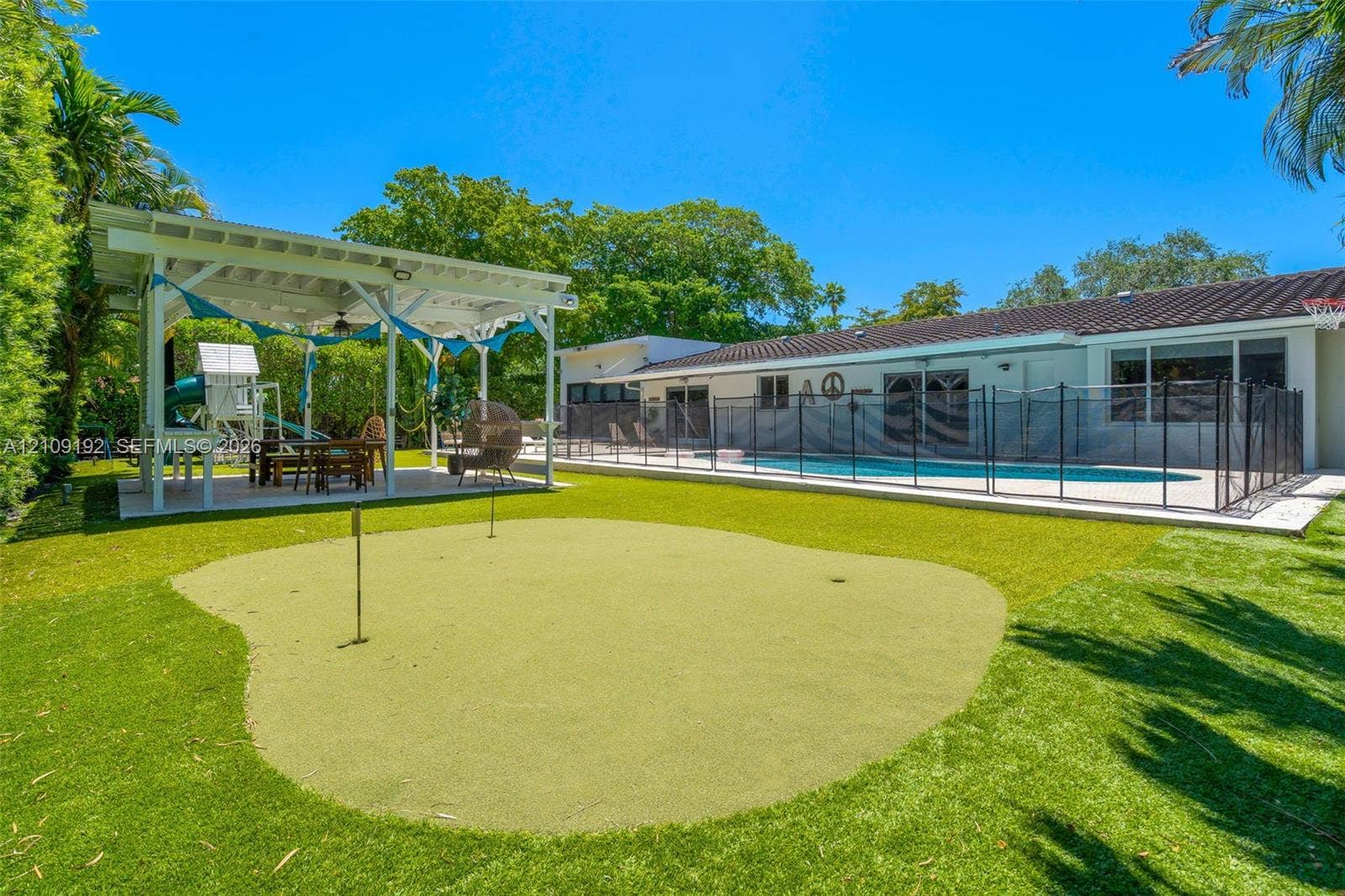 2471 NE 201st Street, Miami, FL 33180 Photo 65