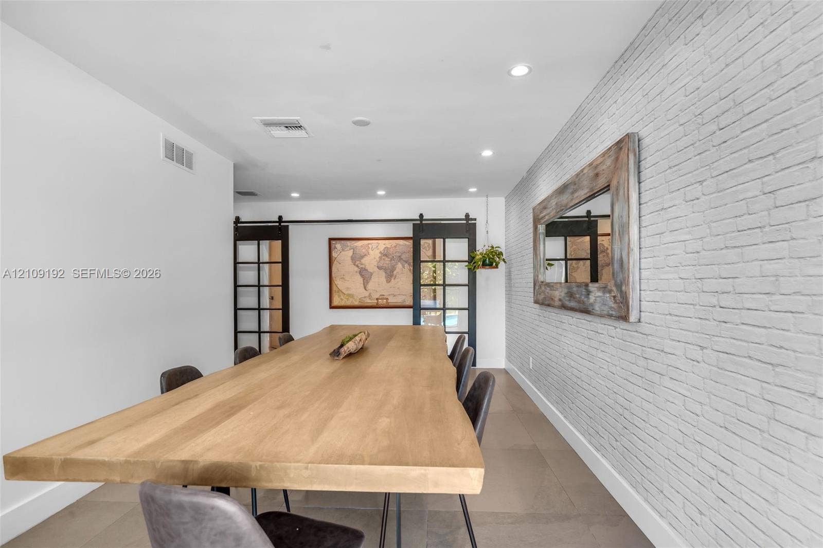 2471 NE 201st Street, Miami, FL 33180 Photo 20