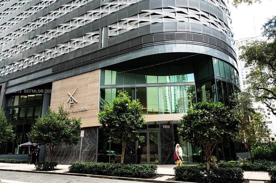 Property photo for 1000 Brickell Plaza, #1806, Miami, FL