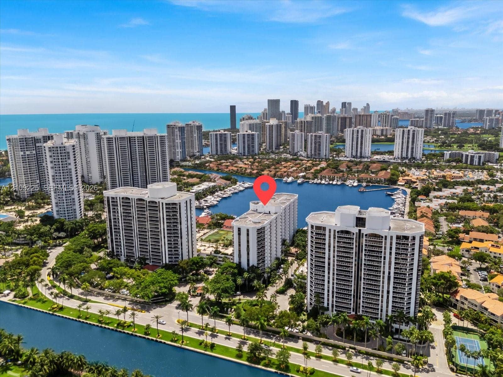 3610 Yacht Club Drive, #805, Aventura, FL 33180 Photo 3