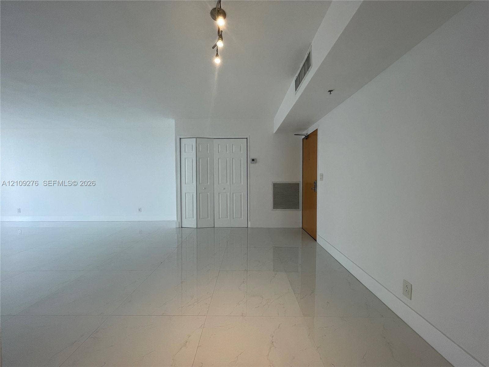 9195 Collins Avenue, #1004, Surfside, Surfside, FL 33154 Photo 6