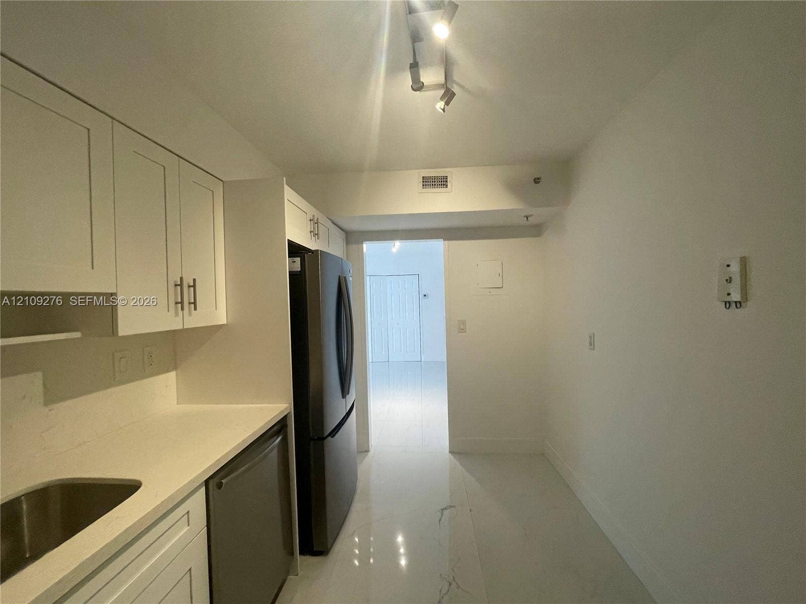 9195 Collins Avenue, #1004, Surfside, Surfside, FL 33154 Photo 12