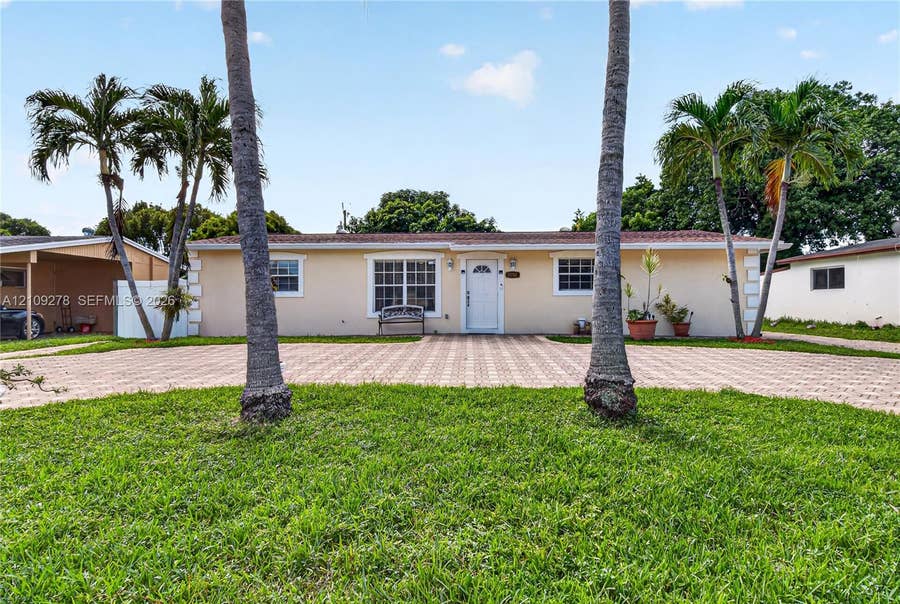 Property photo for 3550 Hunt Road, Palm Springs, FL