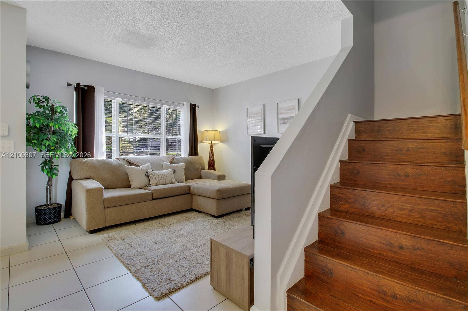Living/stairs