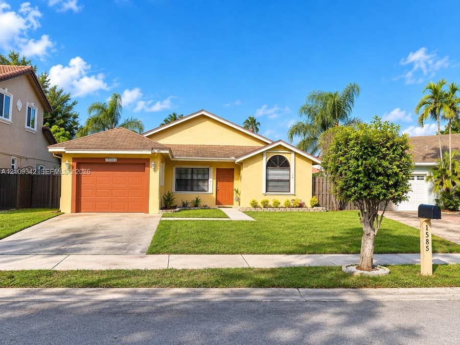 Property photo for 15385 SW 57th Terrace, Miami, FL
