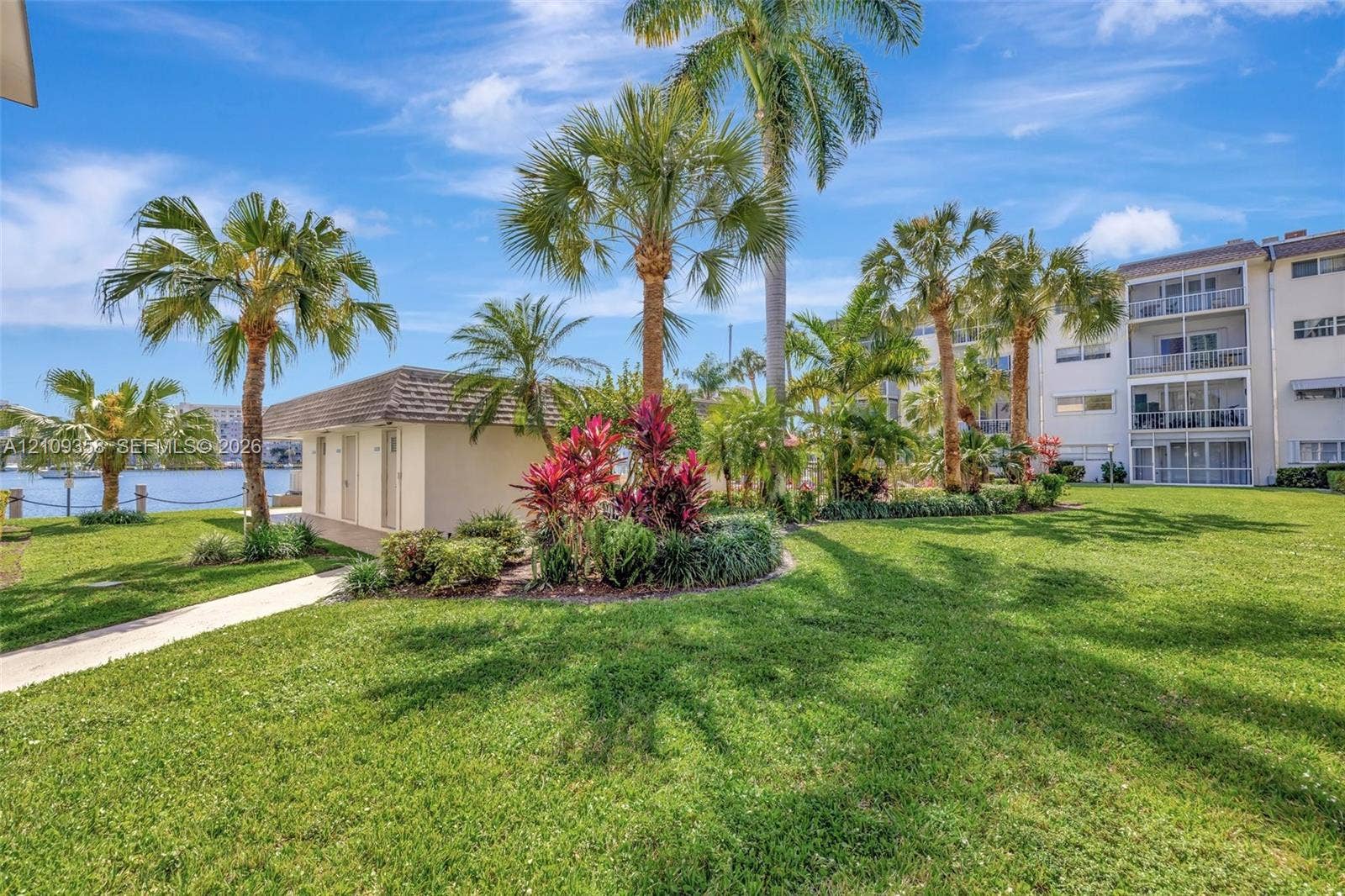 2200 Diana Drive, #218, Hallandale Beach, FL 33009 Photo 13