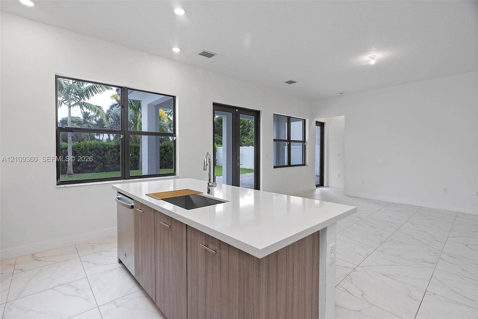 4535 SW 173rd Avenue, Miramar, FL 33029 Kitchen