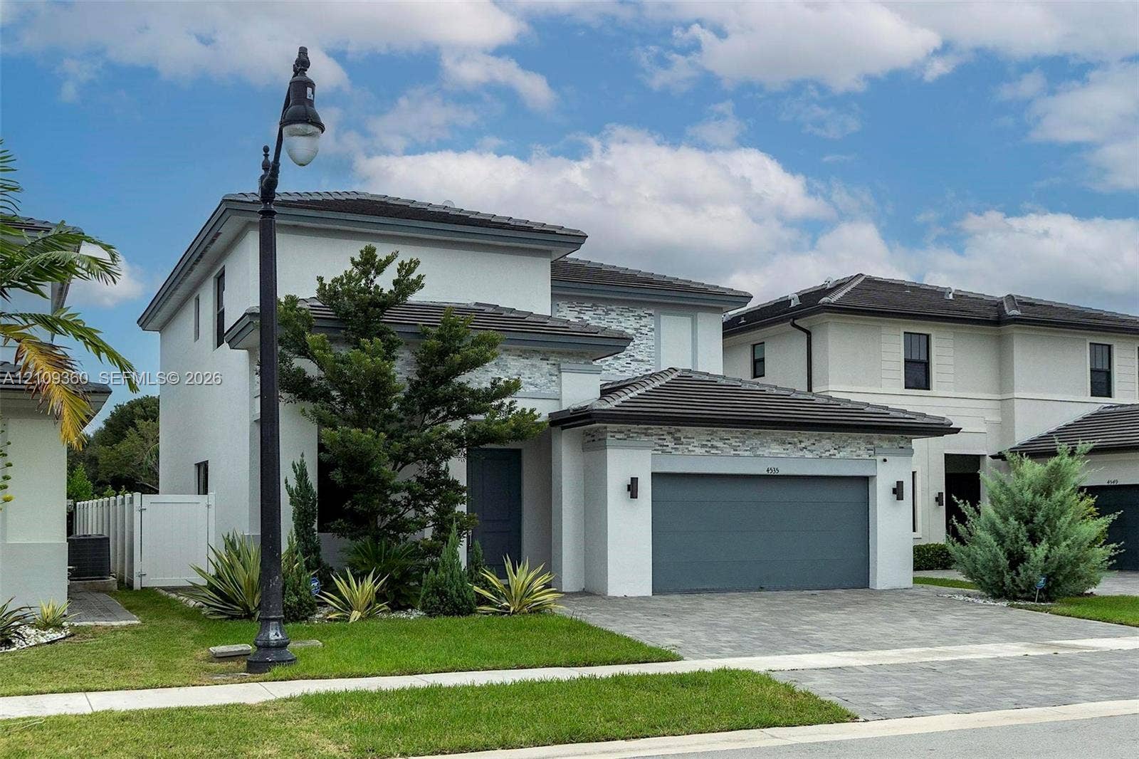 4535 SW 173rd Avenue, Miramar, FL 33029 Front of the house