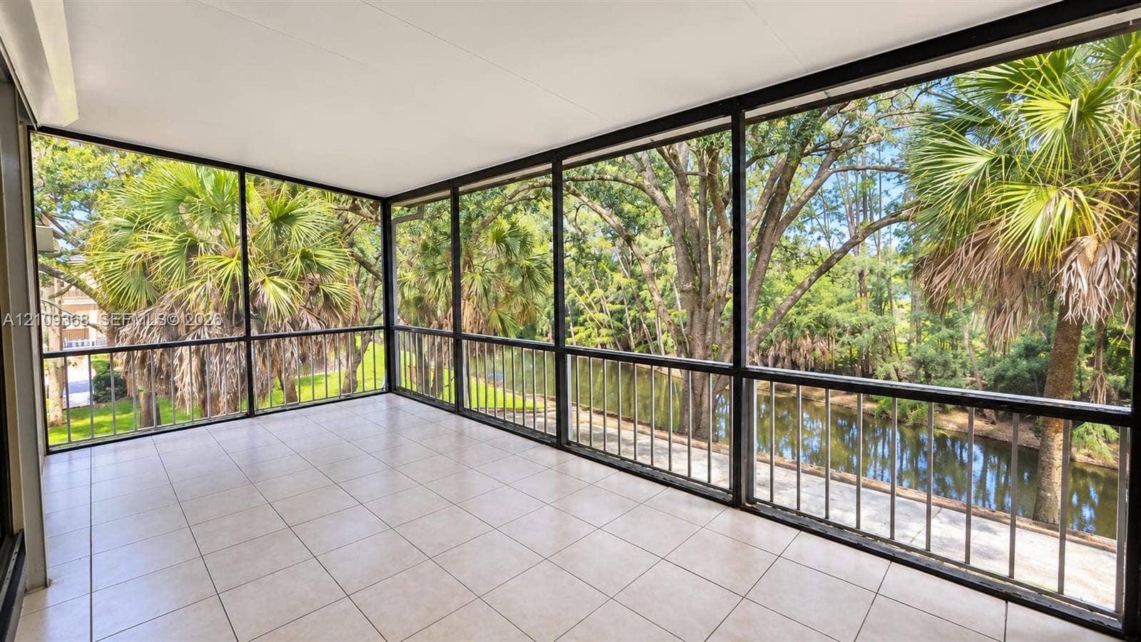 400 Commodore Drive, #307, Plantation, Plantation, FL 33325 Photo 6