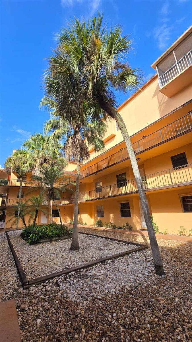 400 Commodore Drive, #307, Plantation, Plantation, FL 33325 Photo 39