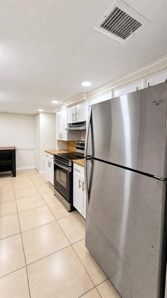 400 Commodore Drive, #307, Plantation, Plantation, FL 33325 Photo 5