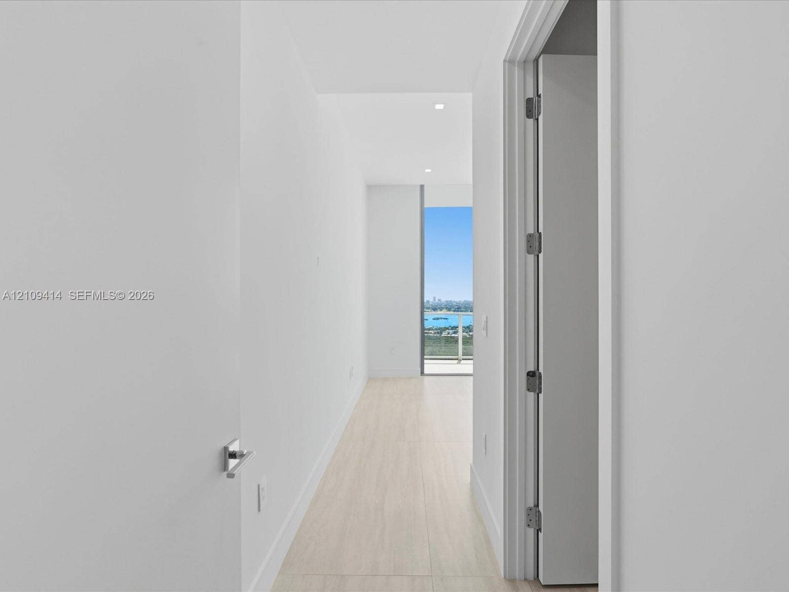 2411 Laguna Circle, #3101, North Miami, FL 33181 Photo 39