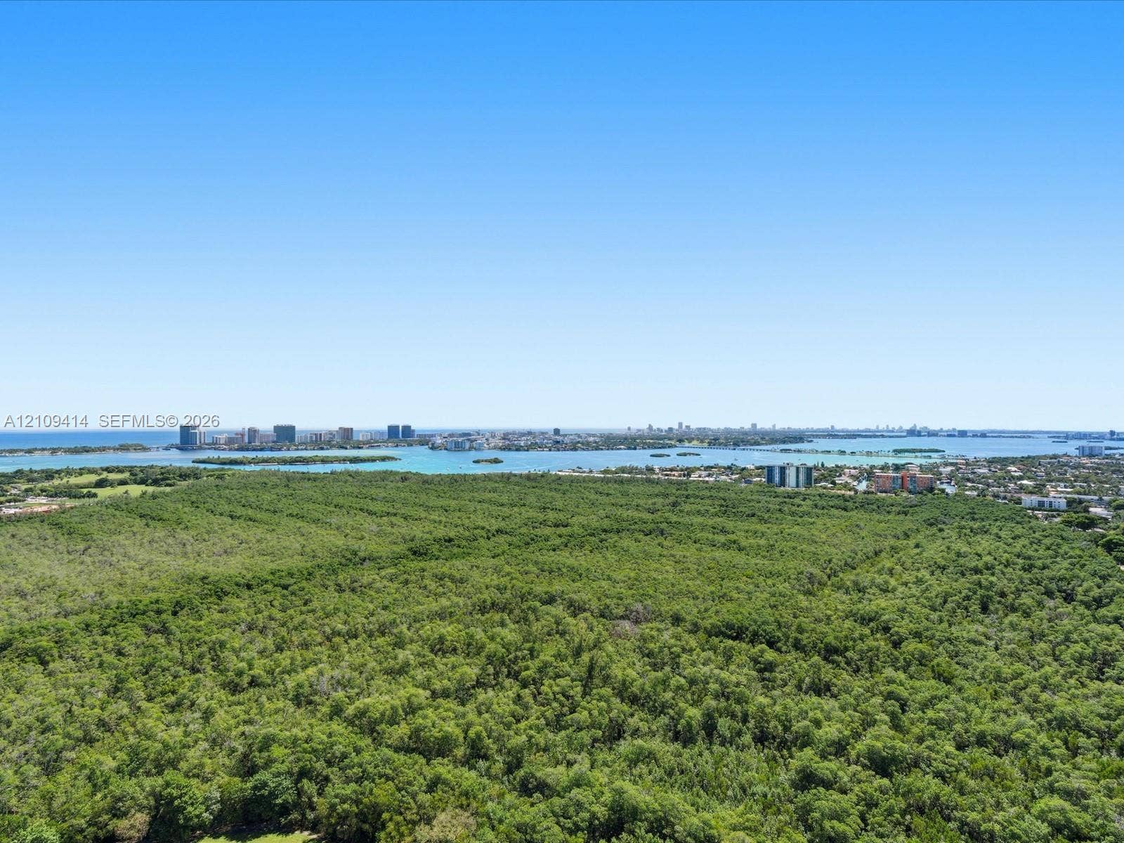 2411 Laguna Circle, #3101, North Miami, FL 33181 Photo 63