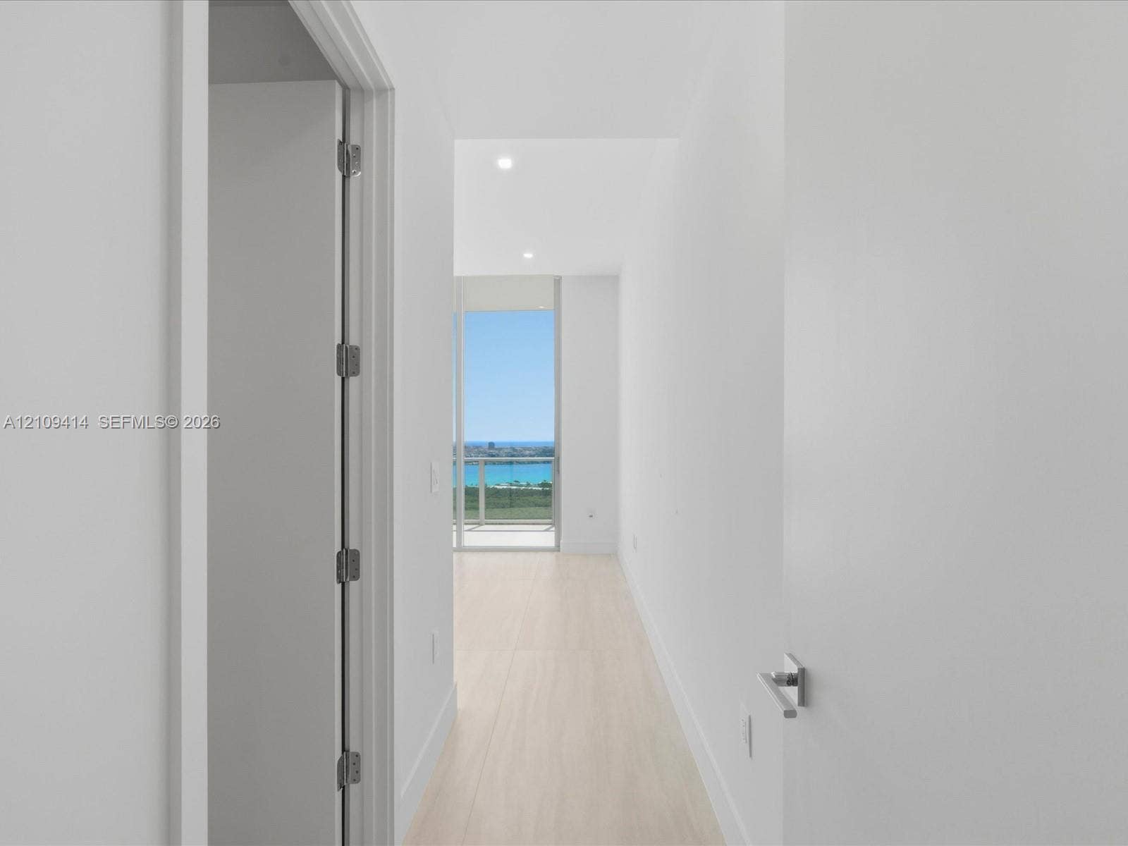 2411 Laguna Circle, #3101, North Miami, FL 33181 Photo 33