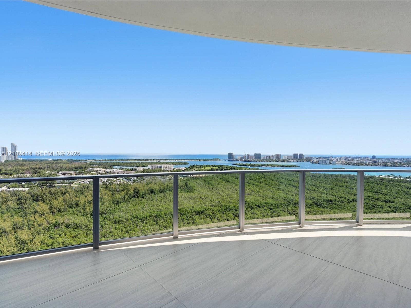 2411 Laguna Circle, #3101, North Miami, FL 33181 Photo 63