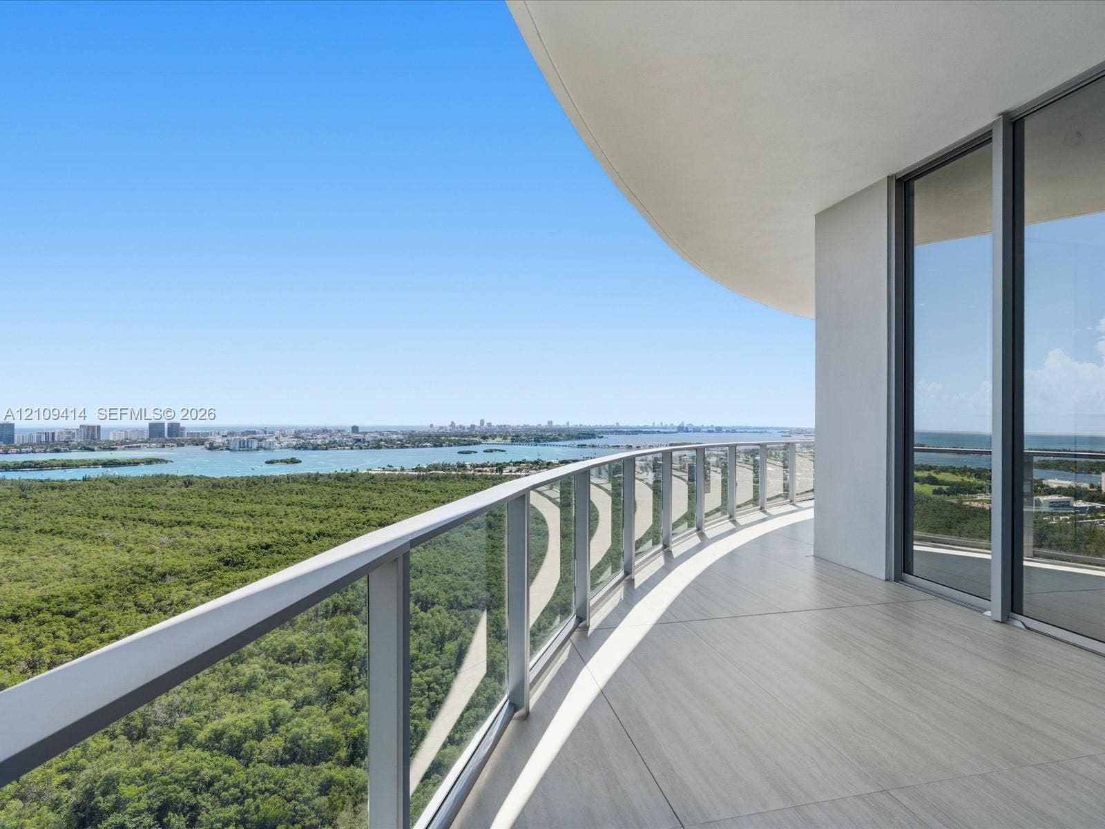 2411 Laguna Circle, #3101, North Miami, FL 33181 Photo 61