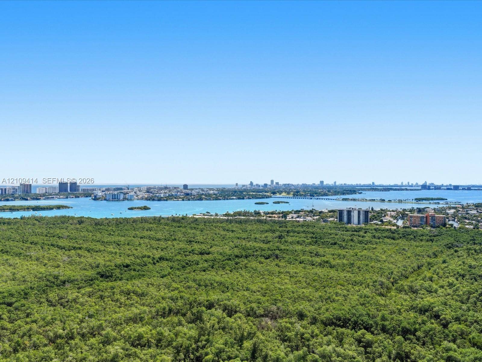 2411 Laguna Circle, #3101, North Miami, FL 33181 Photo 67