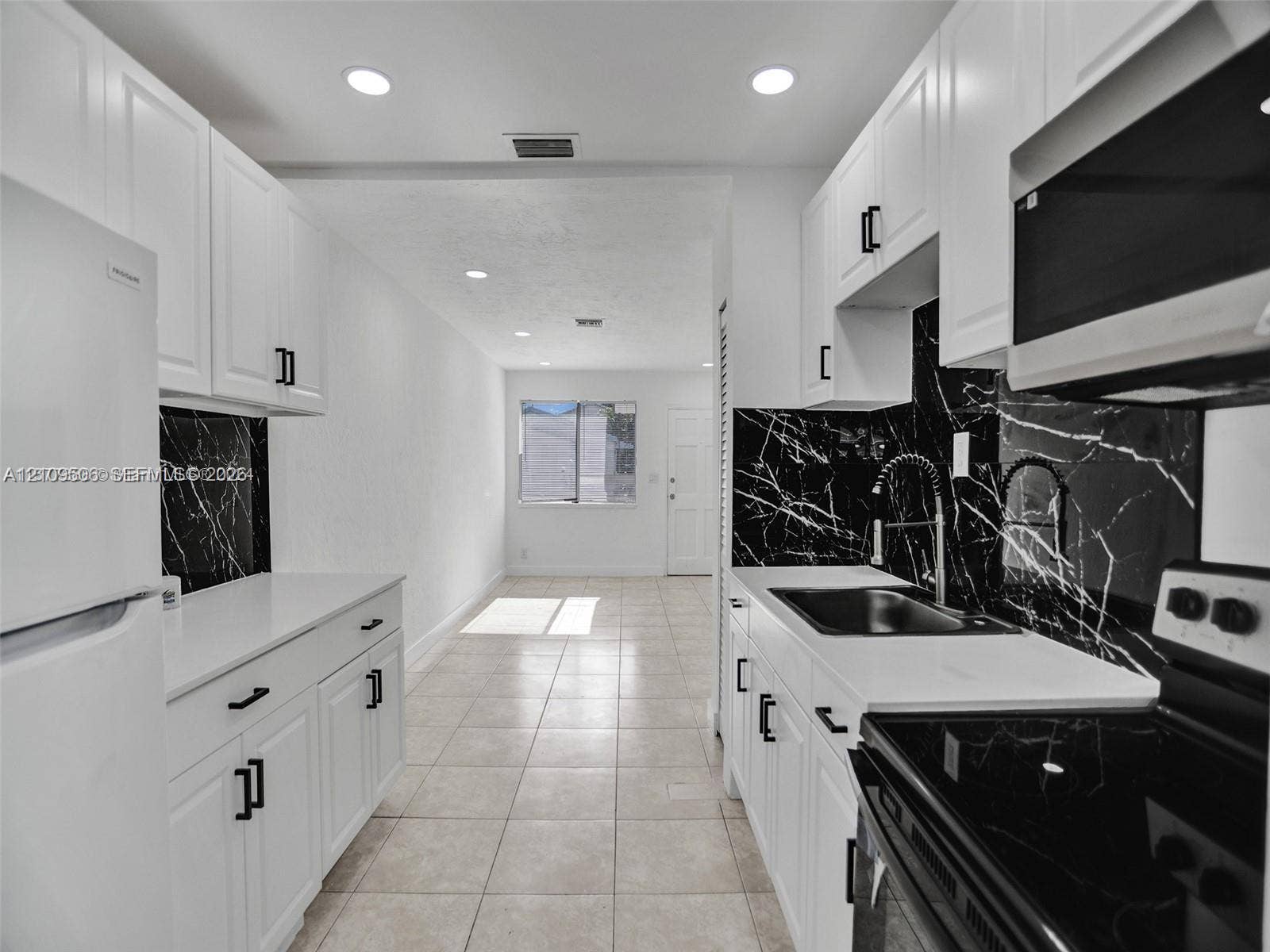 708 N 20th, #1-2, Hollywood, Hollywood, FL 33020 Photo 2