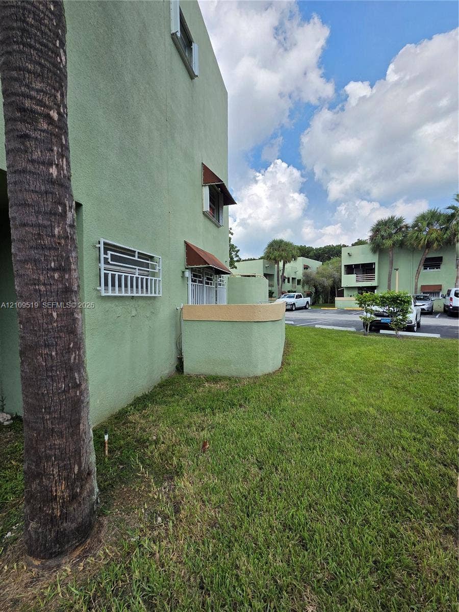 11081 NW 7th Street, #101-14, Miami, FL 33172 Photo 55