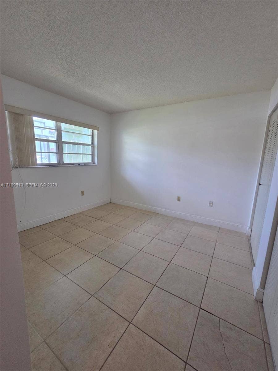 11081 NW 7th Street, #101-14, Miami, FL 33172 Second bedroom